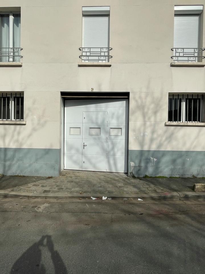 Local d'activité Ivry-sur-Seine 180m² Location local d'activité Ivry-sur-Seine Val-de-Marne OLACT2530390 1